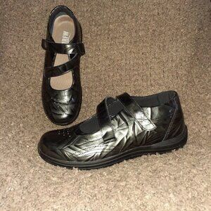 DREW-Last Orchid-Gray-Patent Leather Mary Jane Diabetic Comfort-SZ 8.5-Near Mint